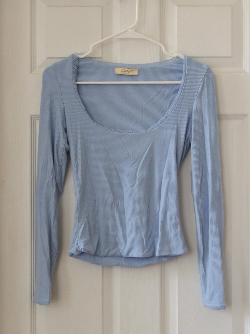 Qinsen Women's Light Blue Scoop Neck Fitted Ribbed Long‎ Sleeve Tee, Size Small